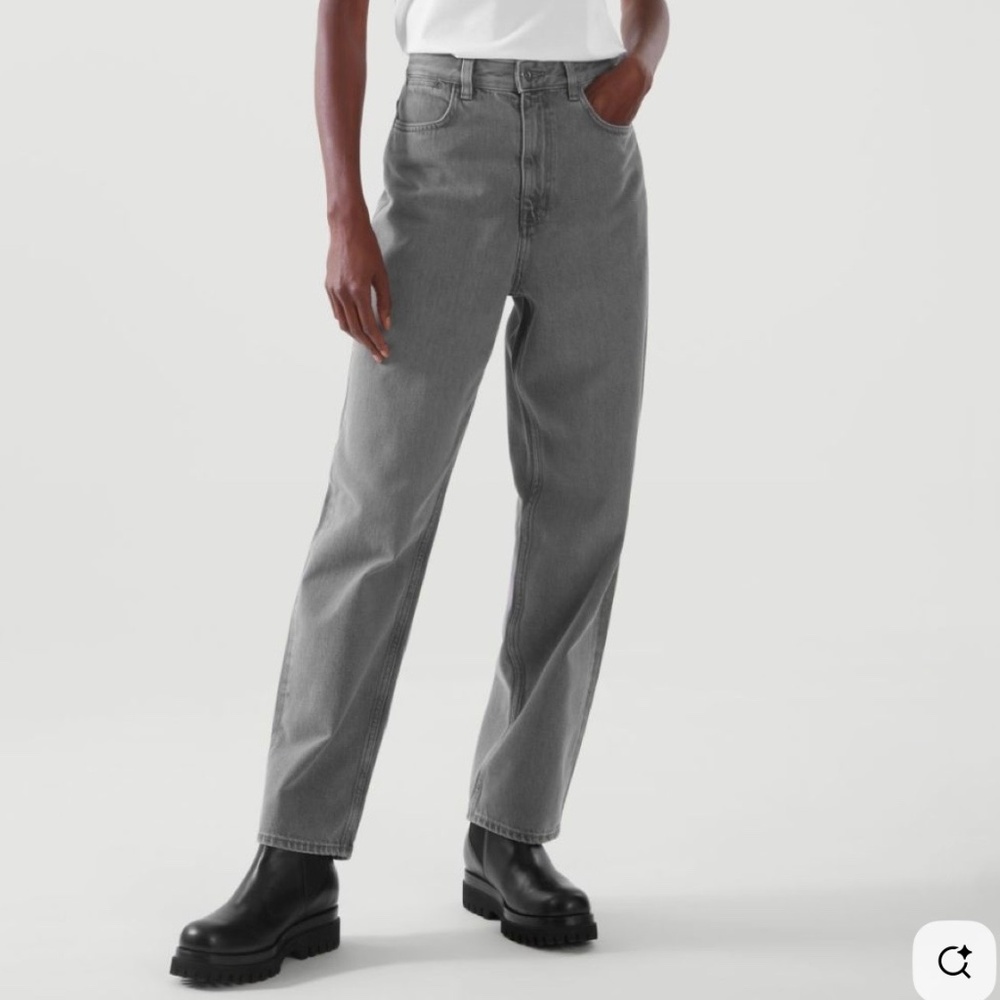 Cos Tapered-Leg High-Rise Jeans size 27